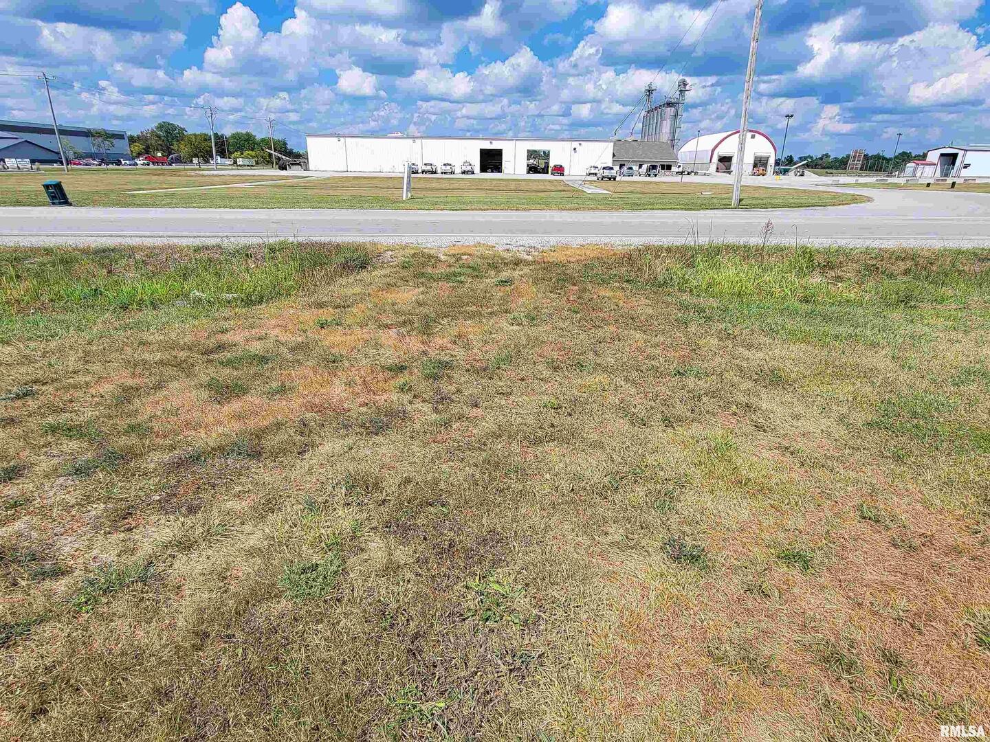 11044 Old Highway 50 Property Photo 6