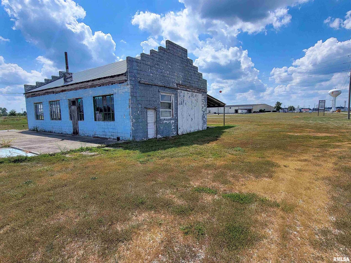 11044 Old Highway 50 Property Photo 15