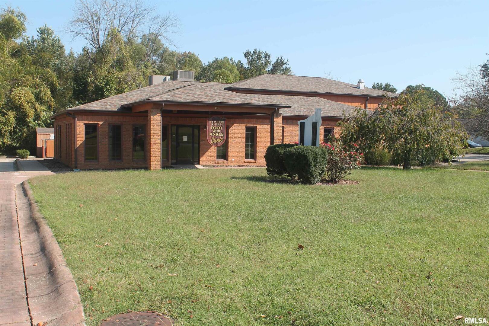 1235 Cedar Court Property Photo 1