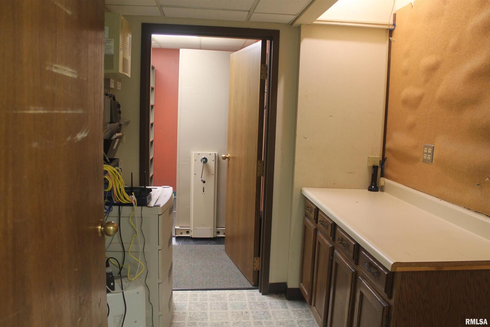 1235 Cedar Court Property Photo 6