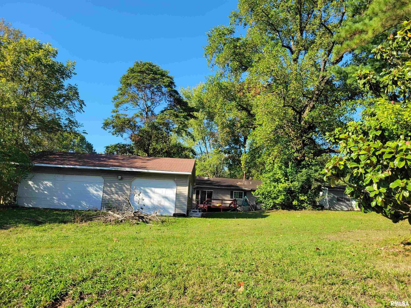 121 Young Avenue Property Photo 18