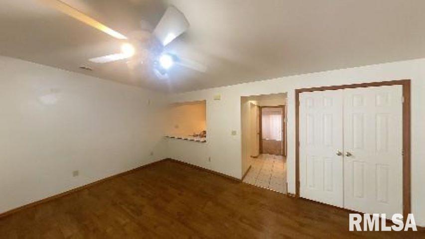 2310 S Illinois Avenue Property Photo 6
