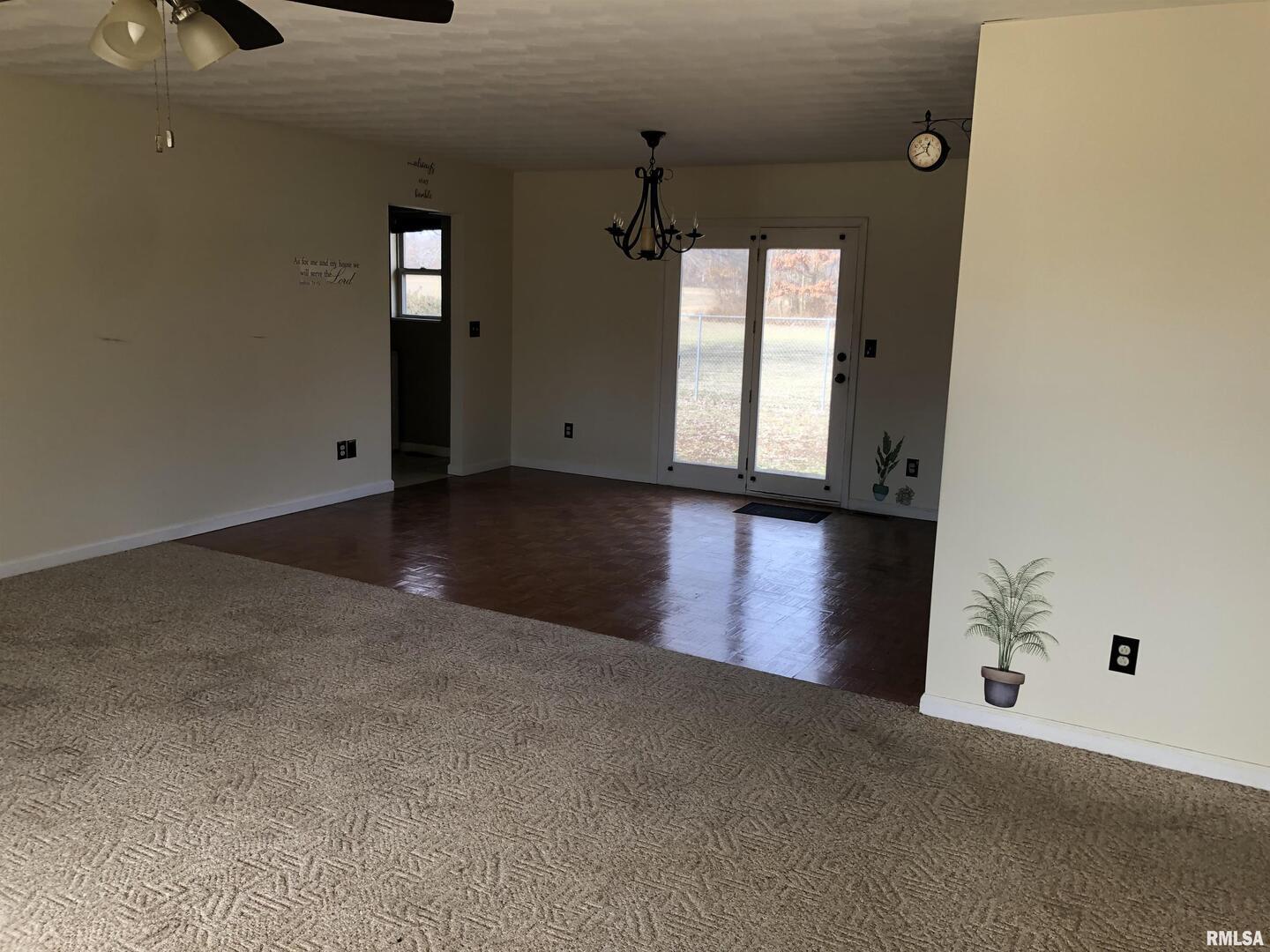 17018 E Thompson Road Property Photo 2