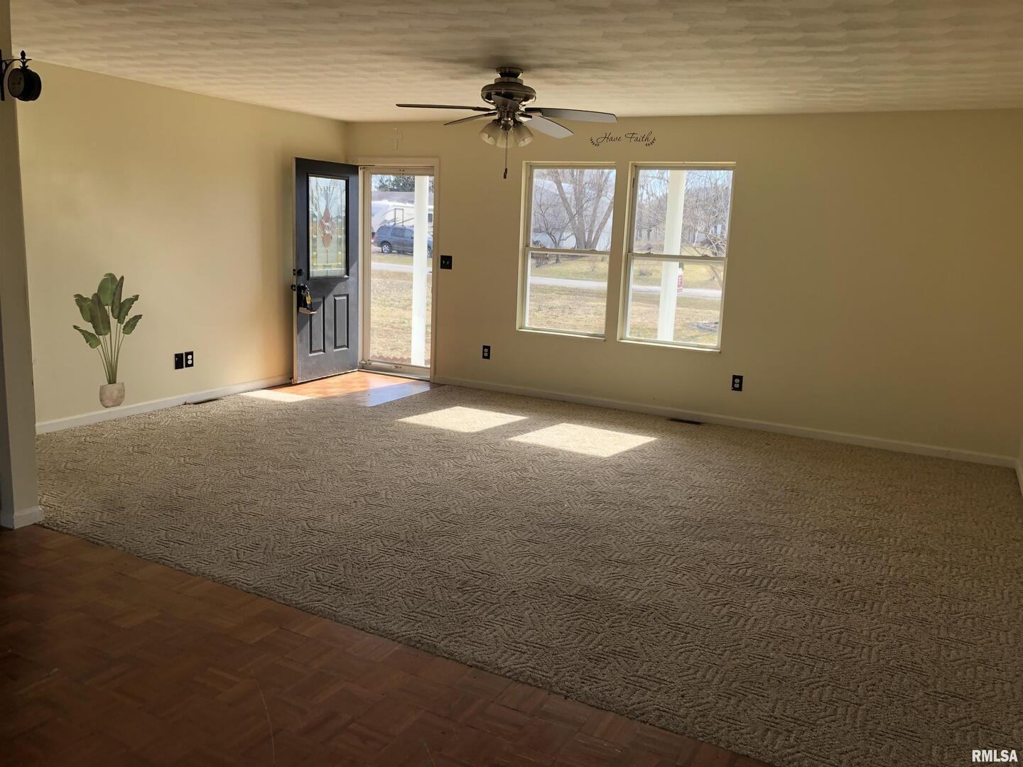 17018 E Thompson Road Property Photo 3