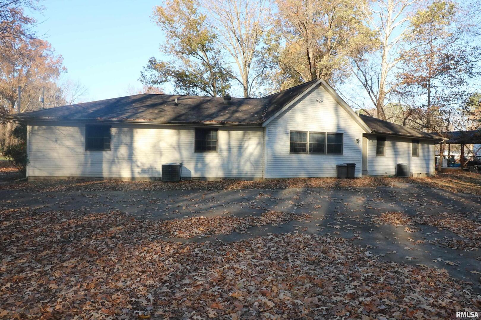 200 E Diaz Street Property Photo 5