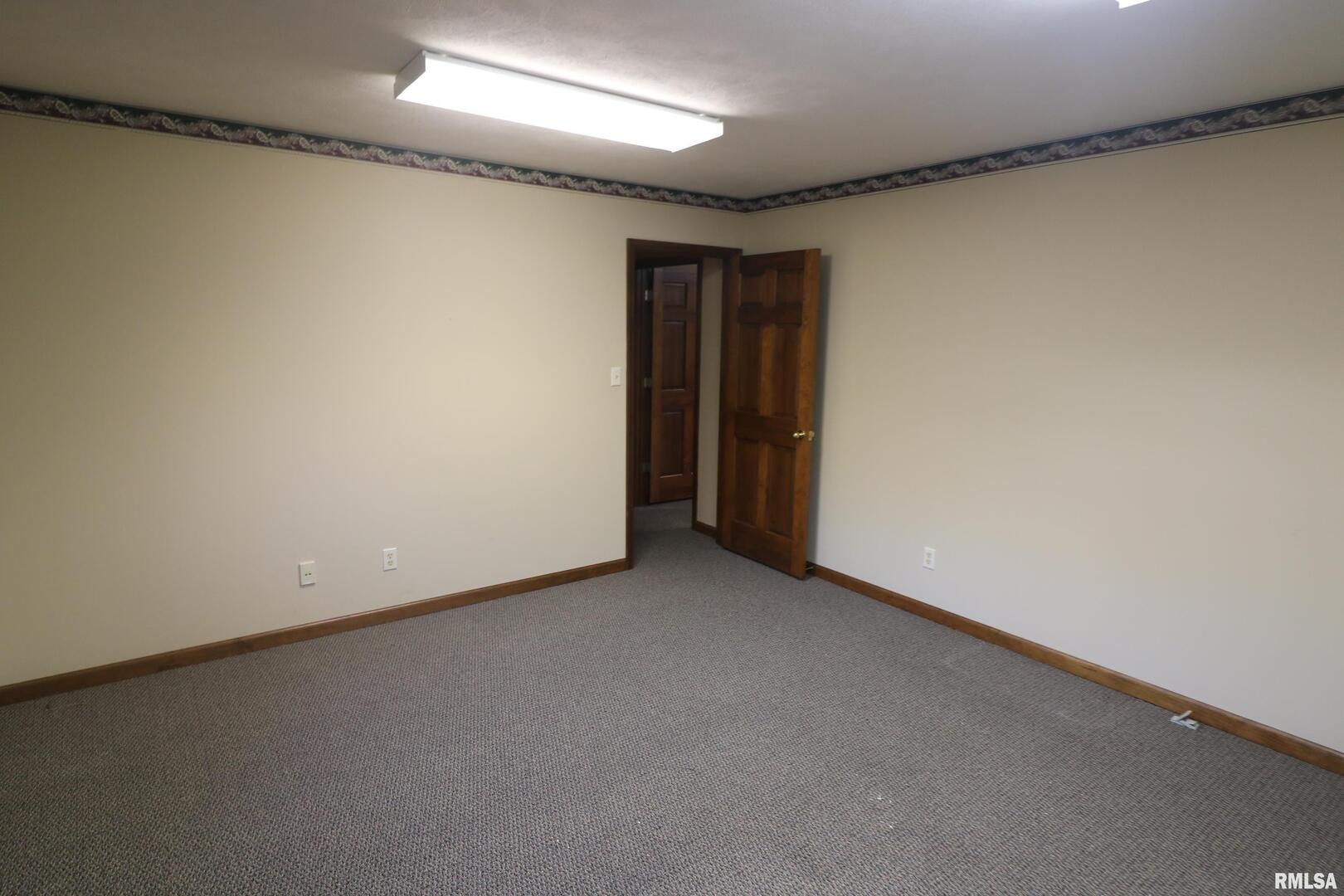 200 E Diaz Street Property Photo 13