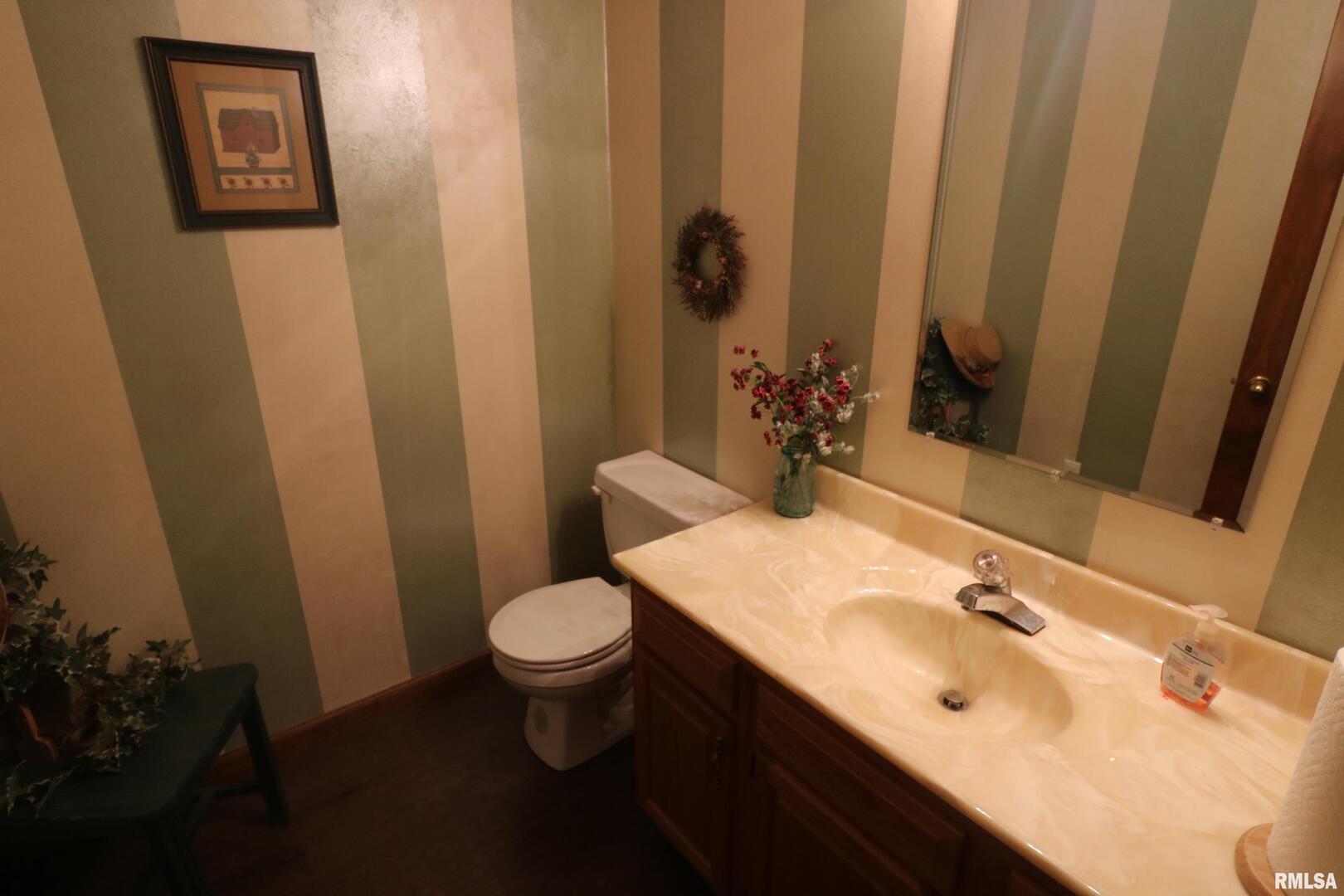 200 E Diaz Street Property Photo 14