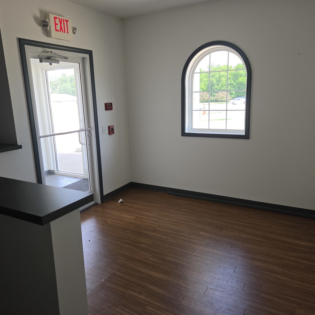 4110 S Water Tower Place Property Photo 4