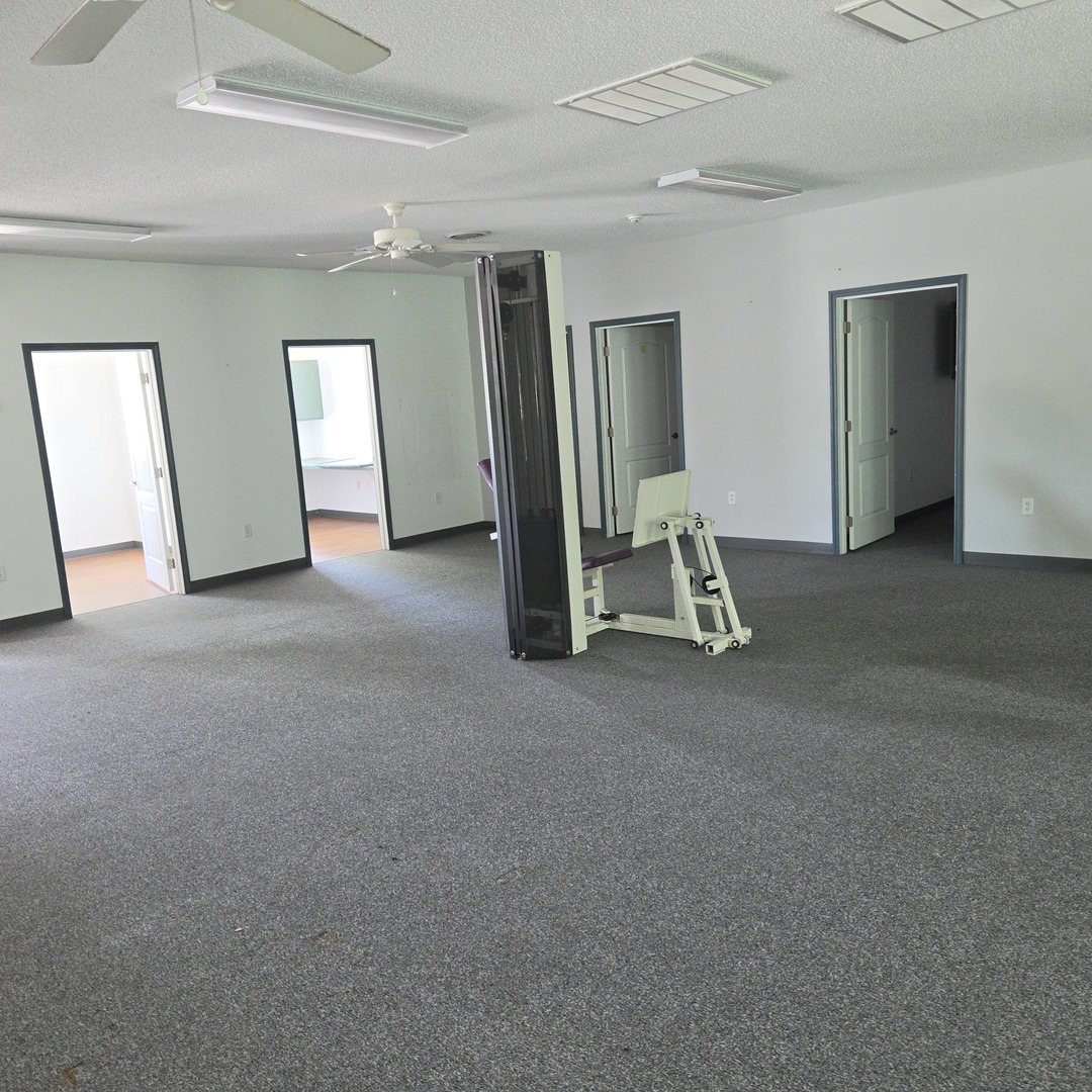4110 S Water Tower Place Property Photo 14