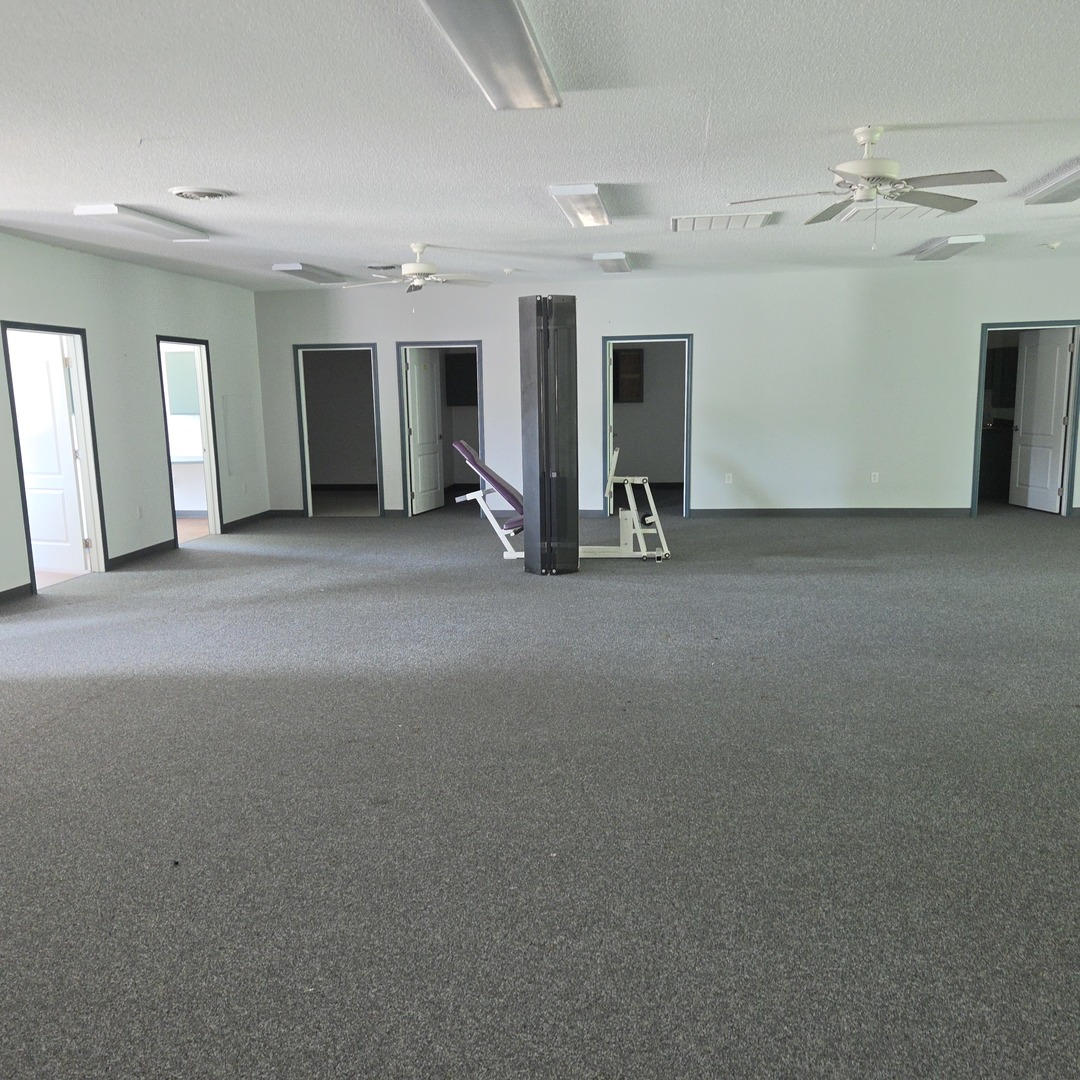 4110 S Water Tower Place Property Photo 17