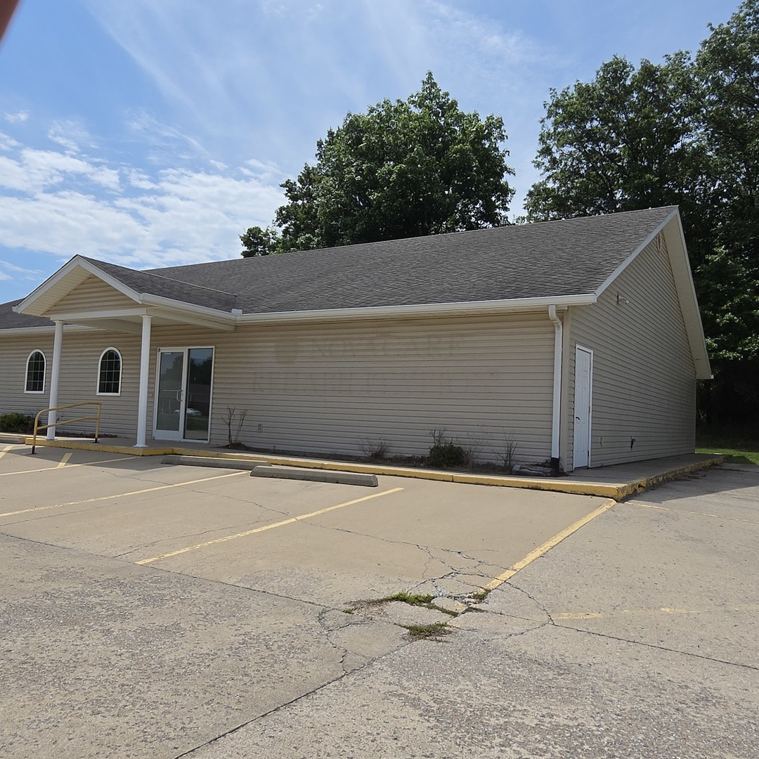 4110 S Water Tower Place Property Photo 27