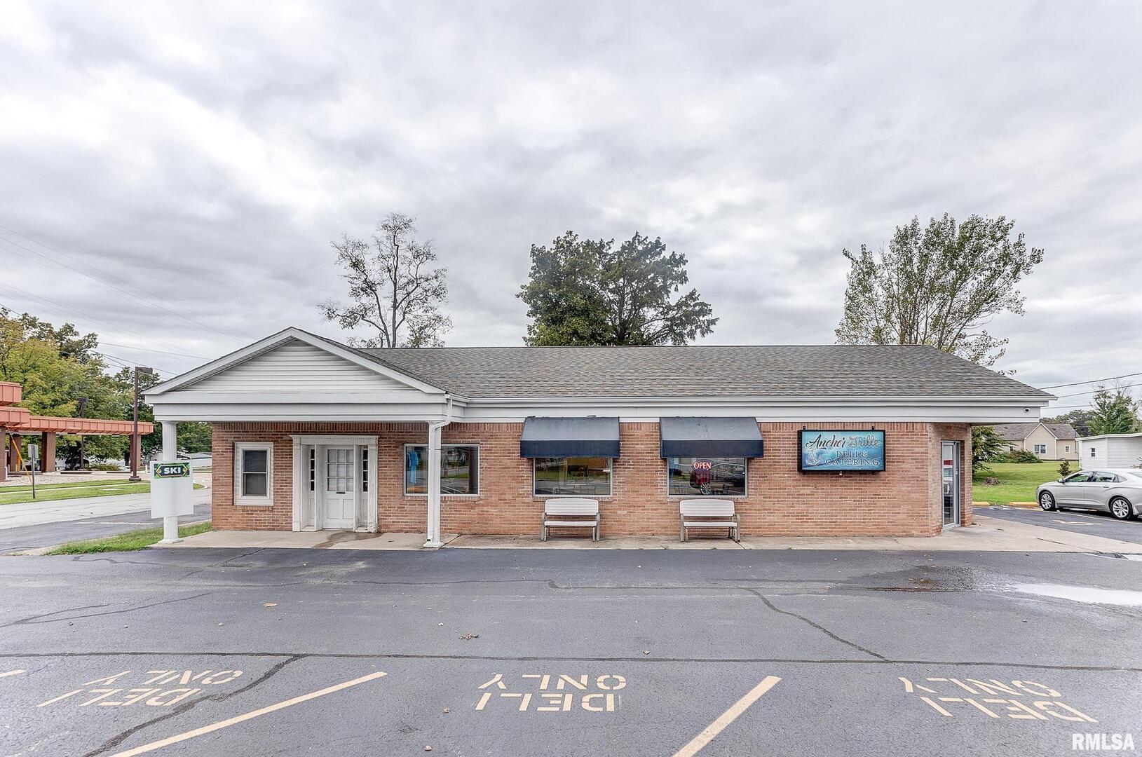 109 S Park Street Property Photo 2