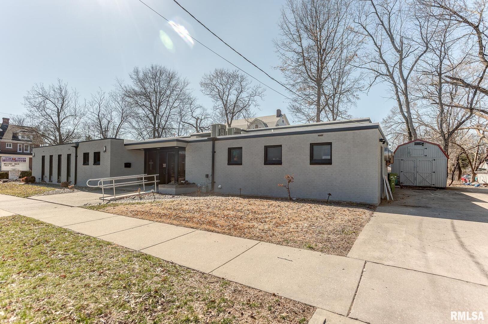 104 N Pine Street Property Photo 2