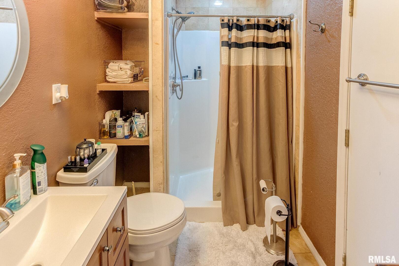 104 N Pine Street Property Photo 21