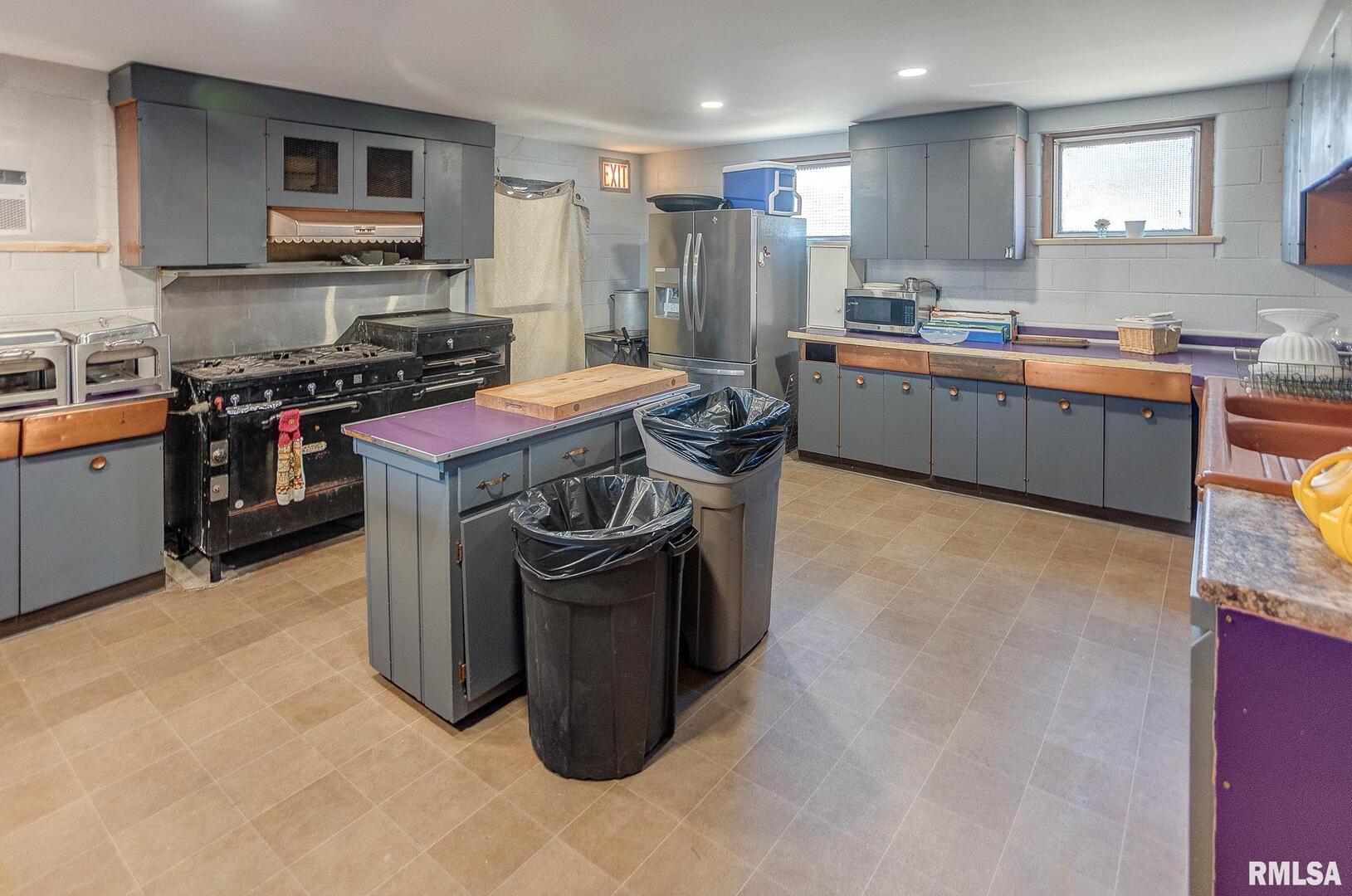104 N Pine Street Property Photo 26