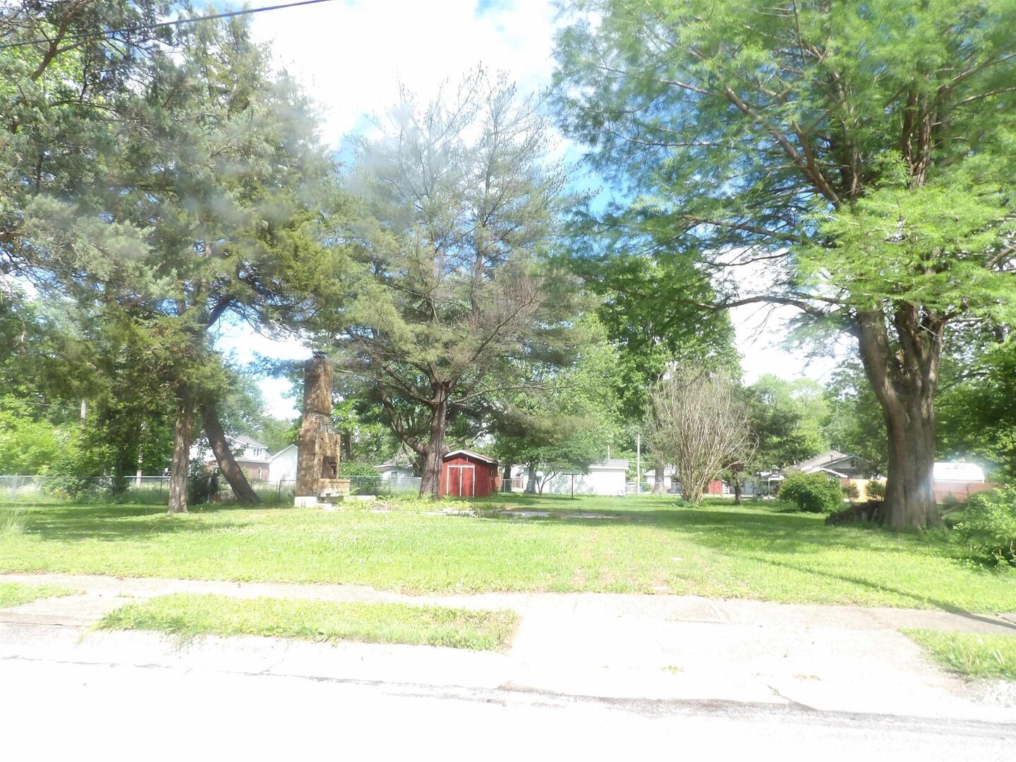 632 N Madison Street Property Photo 11