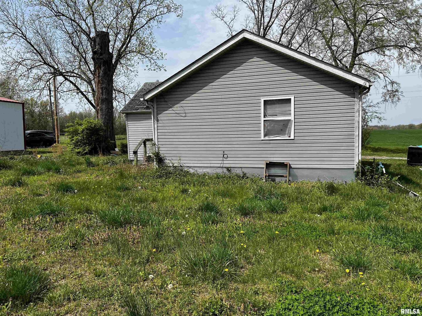 6846 E 1st Street Property Photo 4