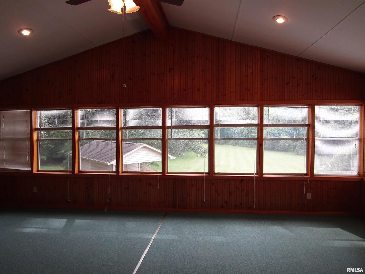1253 County Road 800 E Property Photo 20