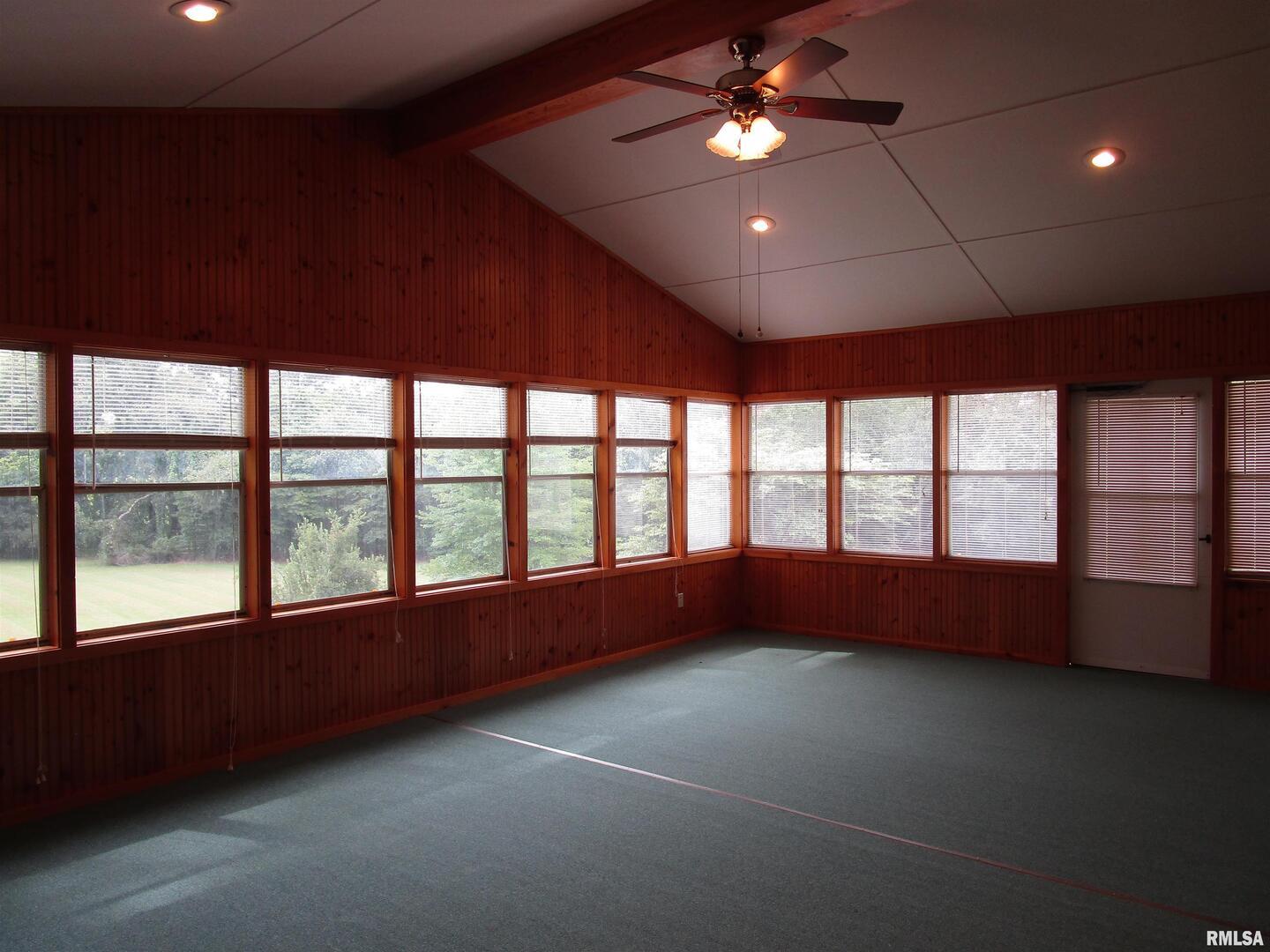 1253 County Road 800 E Property Photo 21