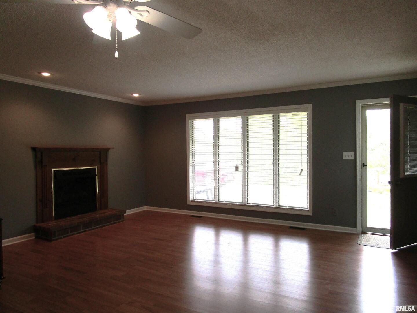 1253 County Road 800 E Property Photo 27