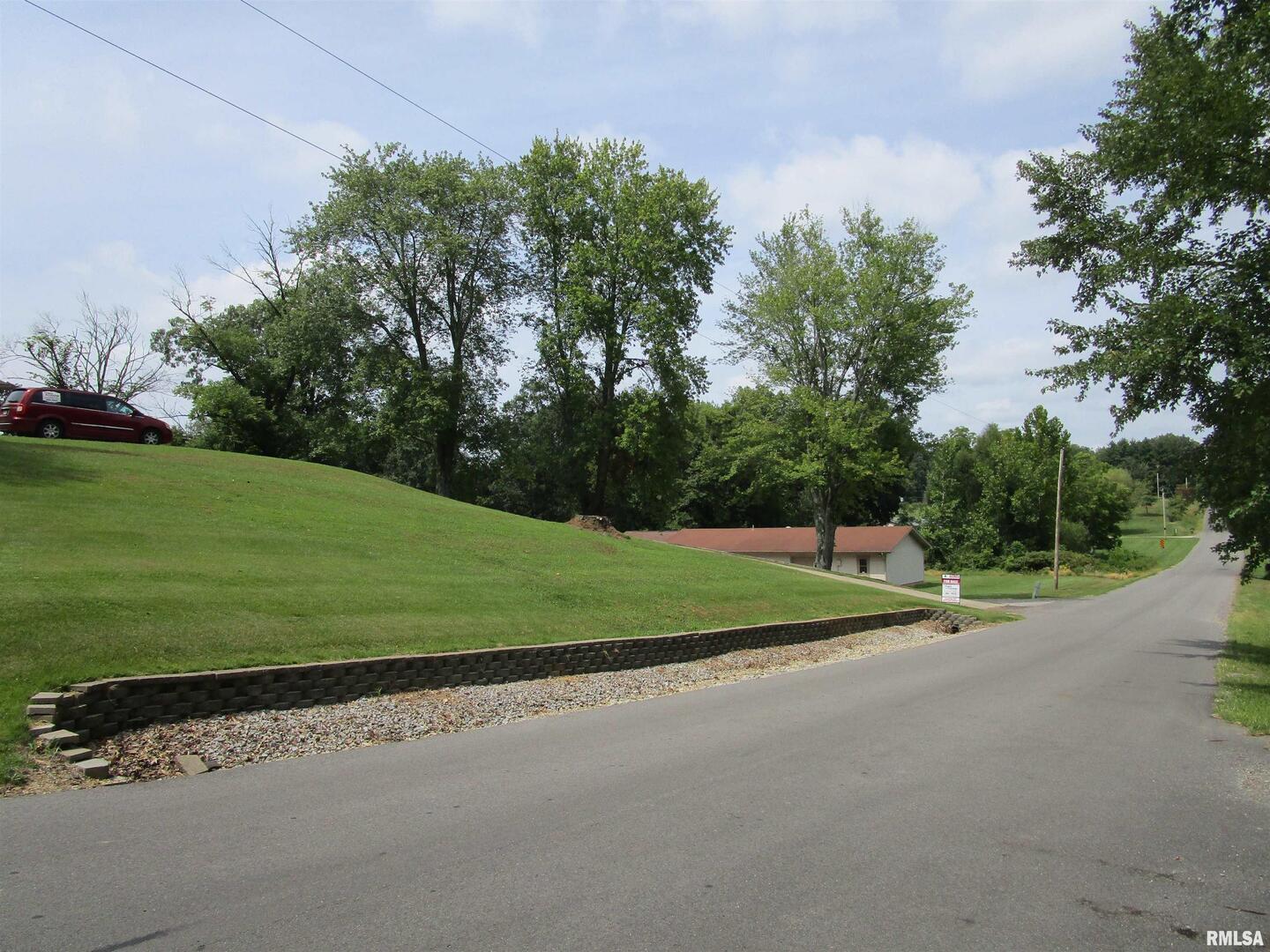 1253 County Road 800 E Property Photo 30