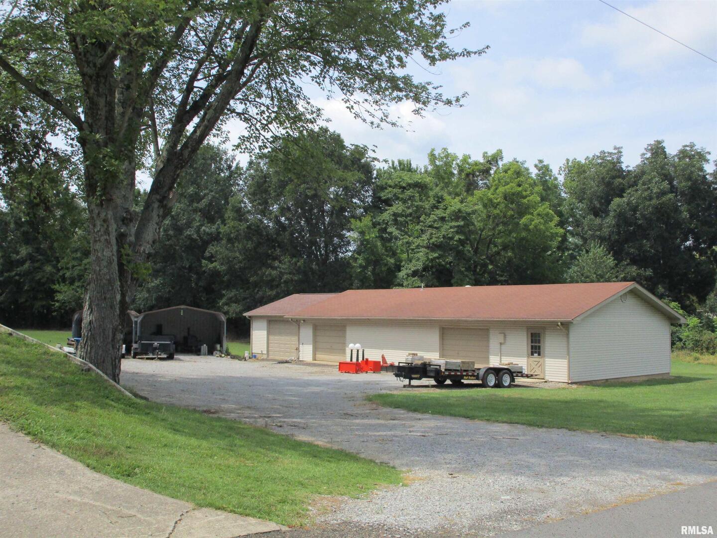 1253 County Road 800 E Property Photo 31