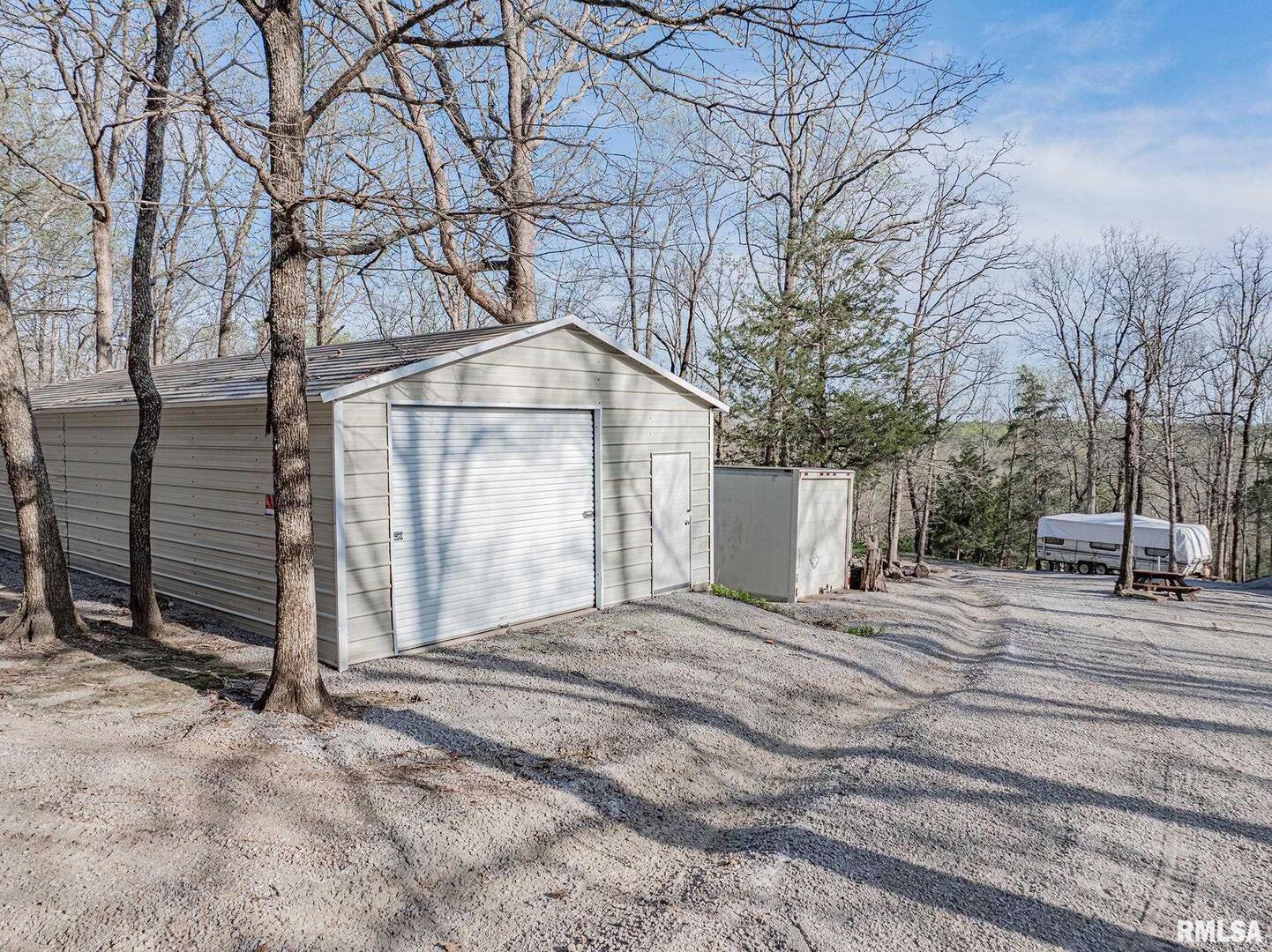 565 Dutton Chapel Road Property Photo 4