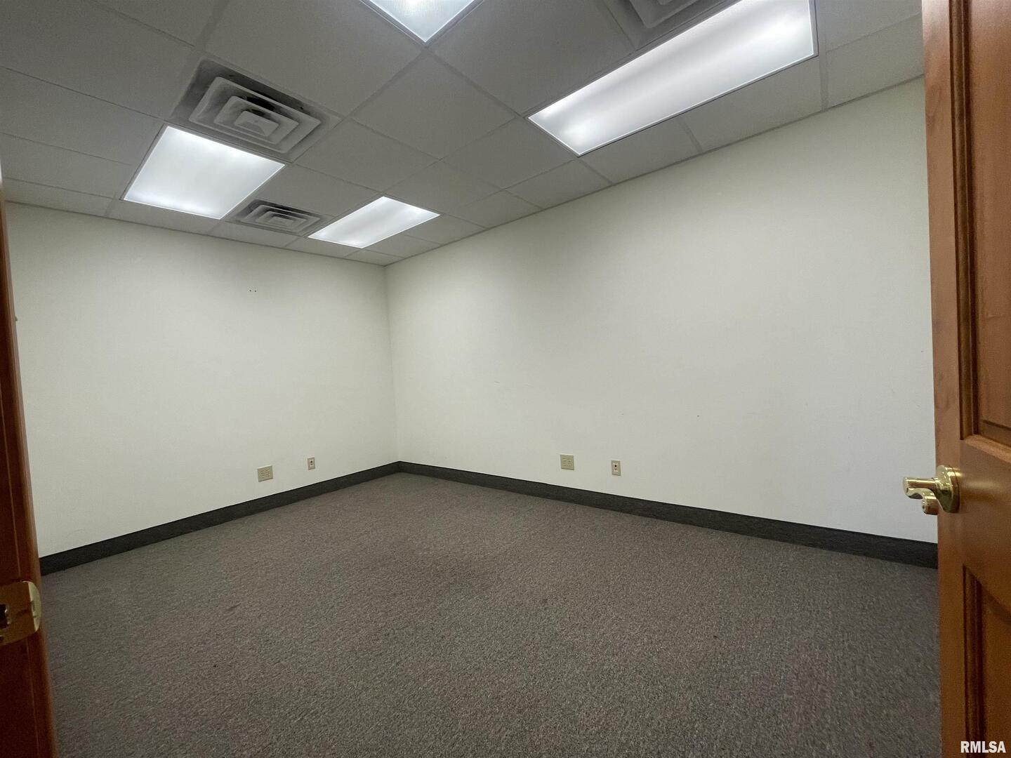 601 S University Avenue Suite 102 Property Photo 8