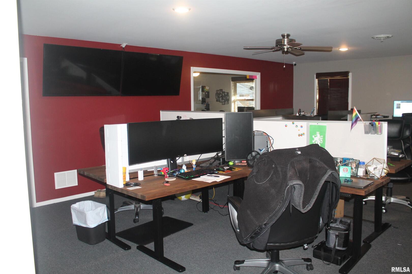 608 Eastgate Drive Property Photo 3