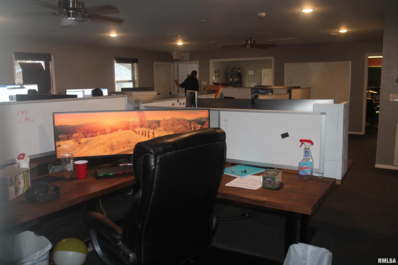 608 Eastgate Drive Property Photo 7
