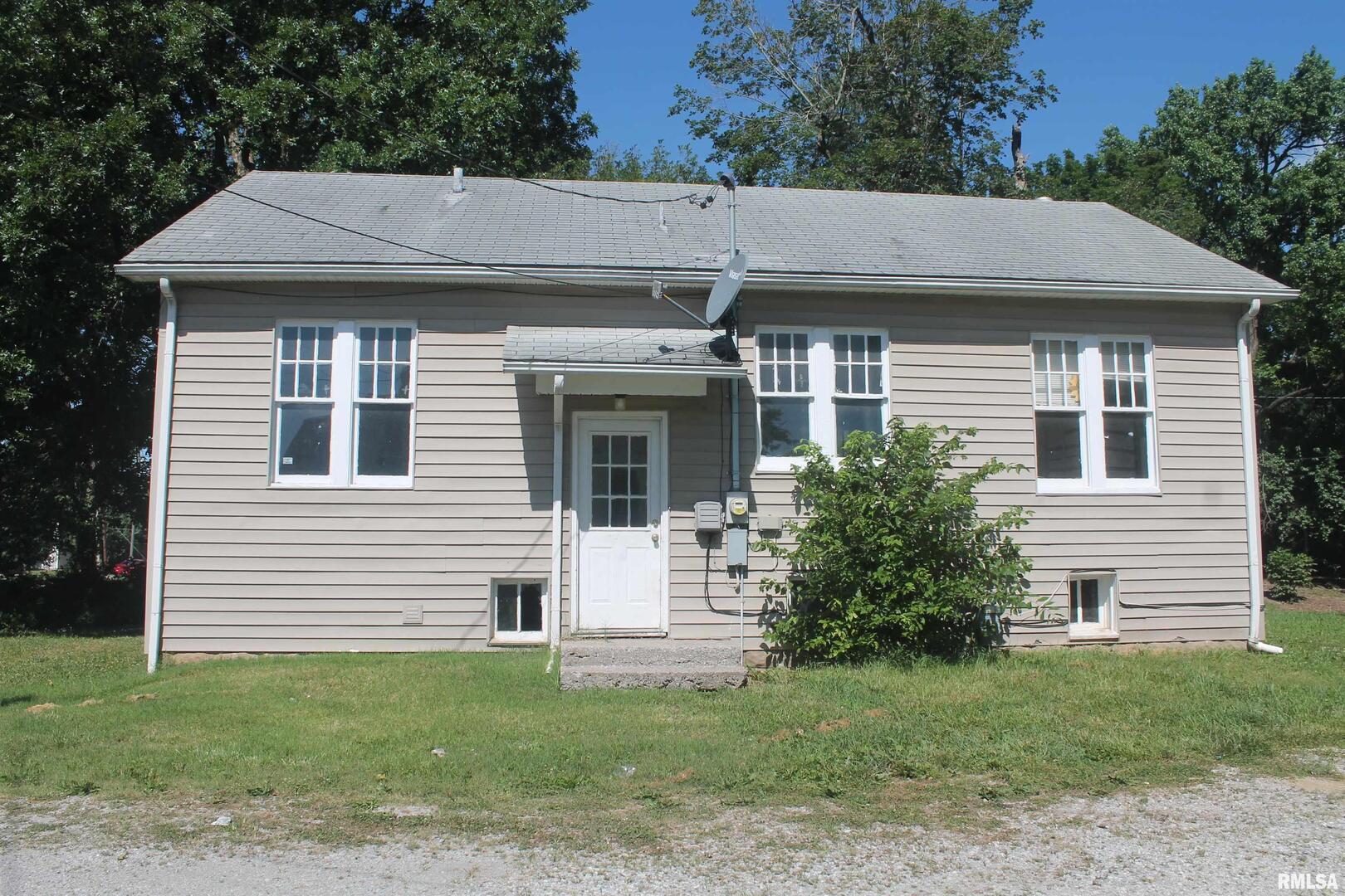 407 S Beveridge Street Property Photo 2