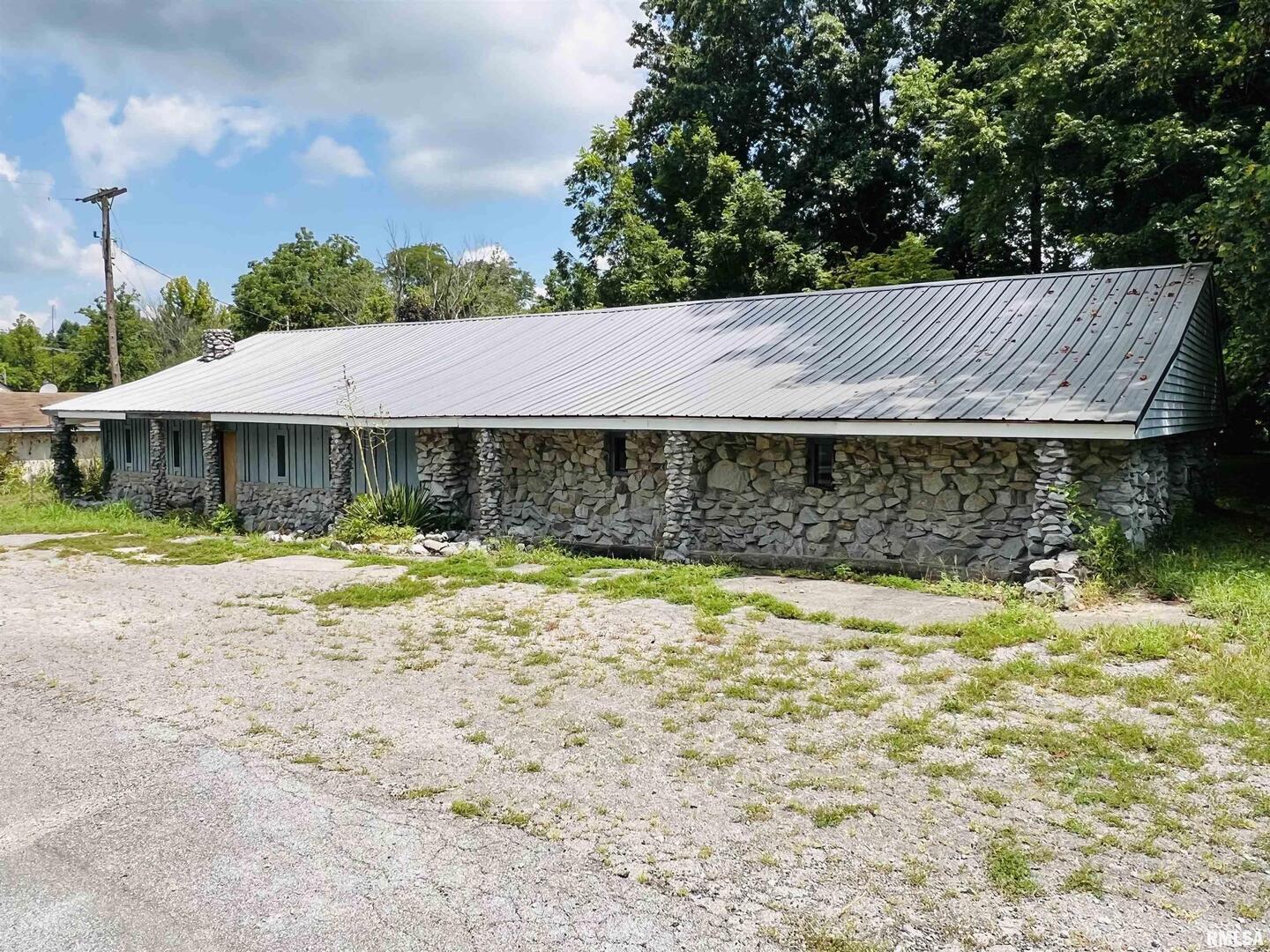 366 N Il-1 Route Property Photo 3