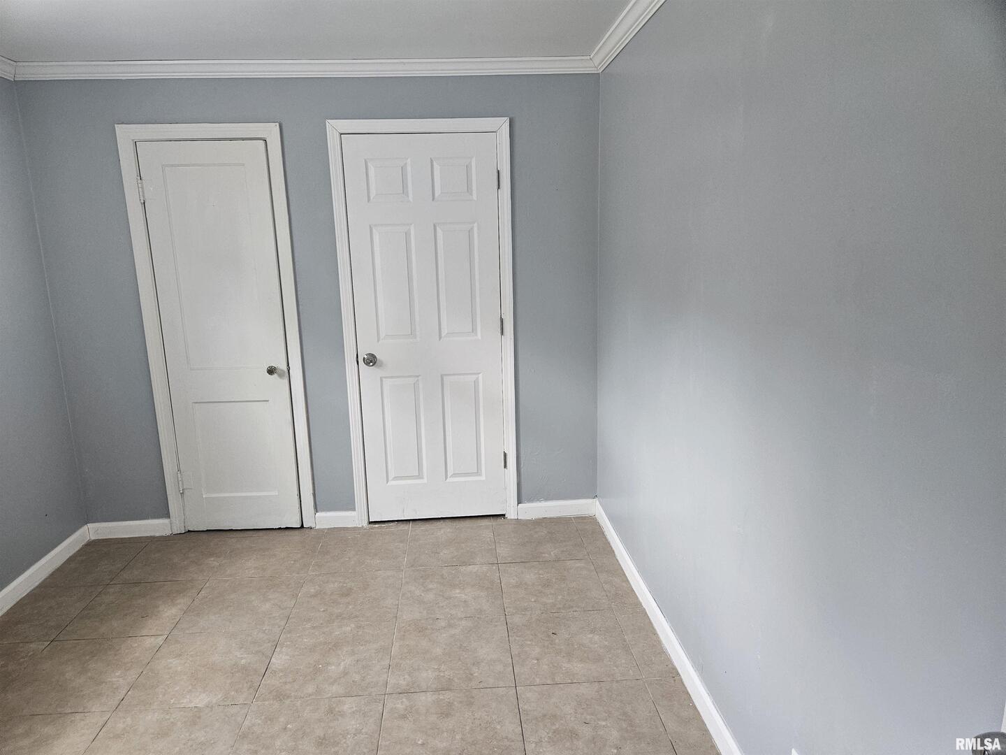 101 E Webster Street Property Photo 17