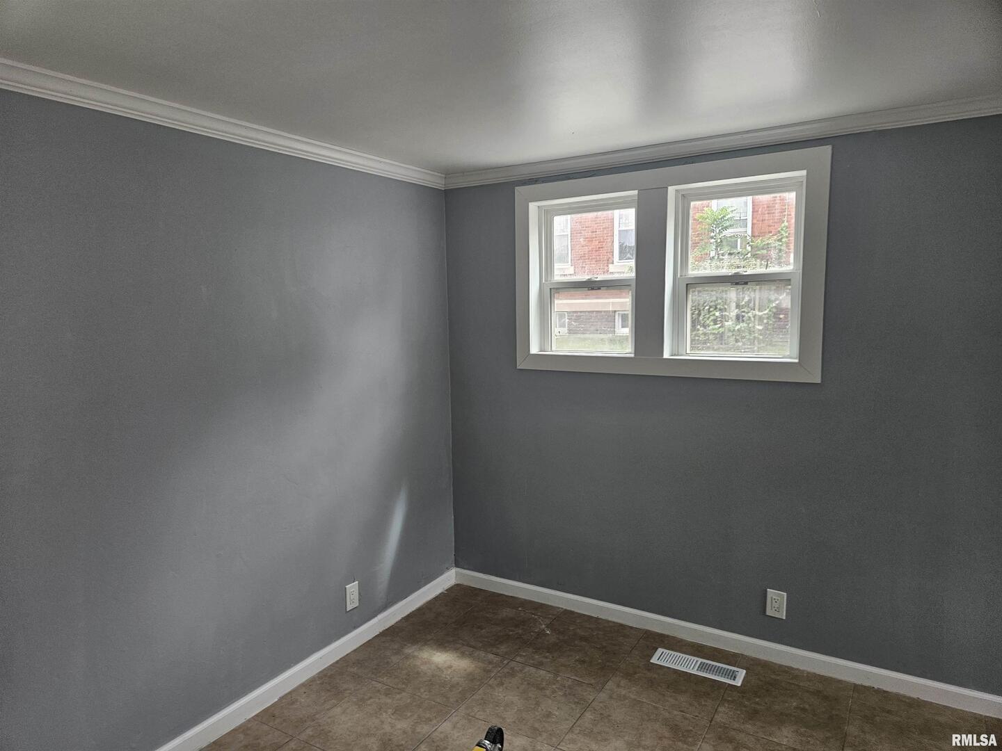 101 E Webster Street Property Photo 22