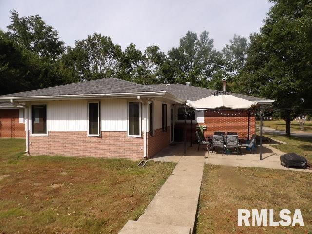 736 N Mill Street Property Photo 3