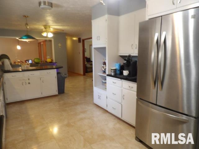 736 N Mill Street Property Photo 9