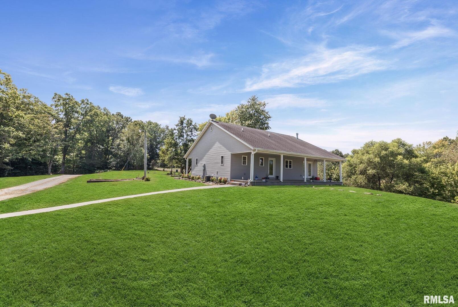 520 Deerfield Road Property Photo 3