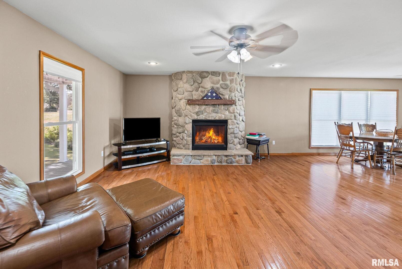 520 Deerfield Road Property Photo 35