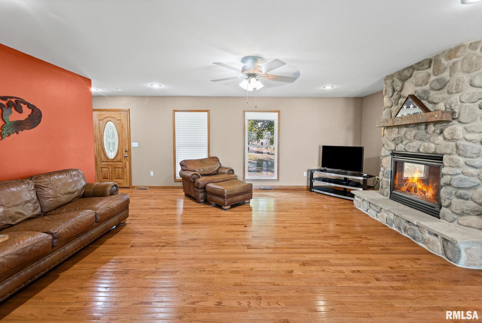 520 Deerfield Road Property Photo 38