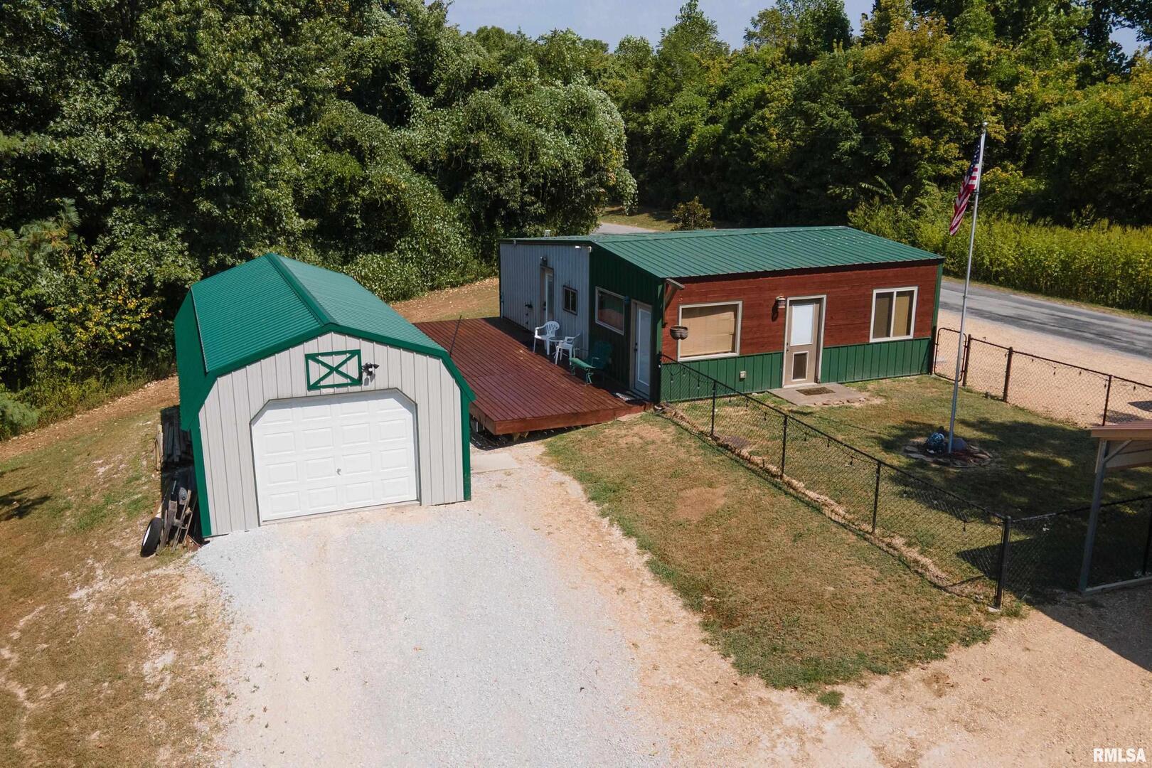 5435 Hickory Ridge Road Property Photo 3
