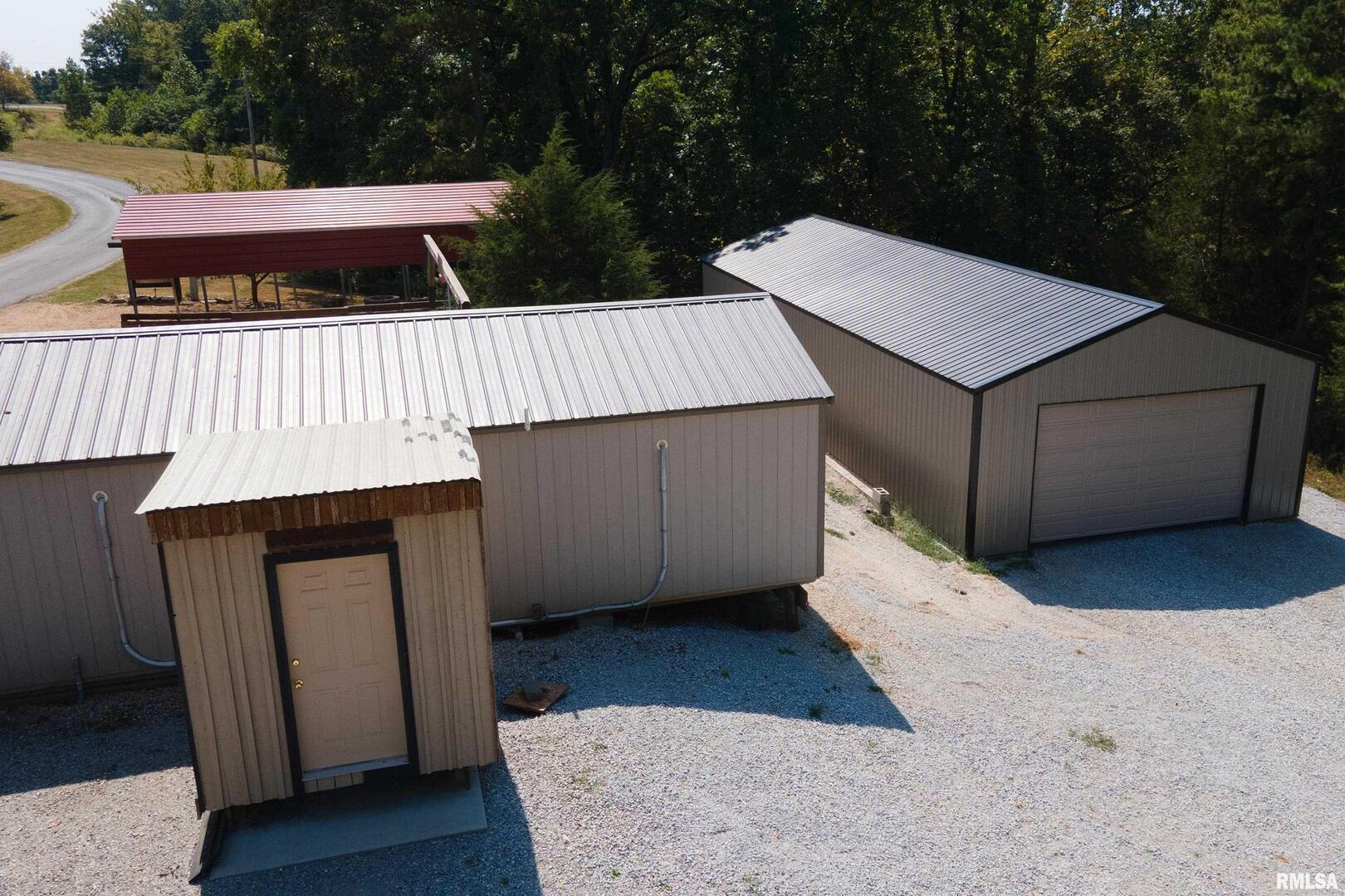 5435 Hickory Ridge Road Property Photo 8