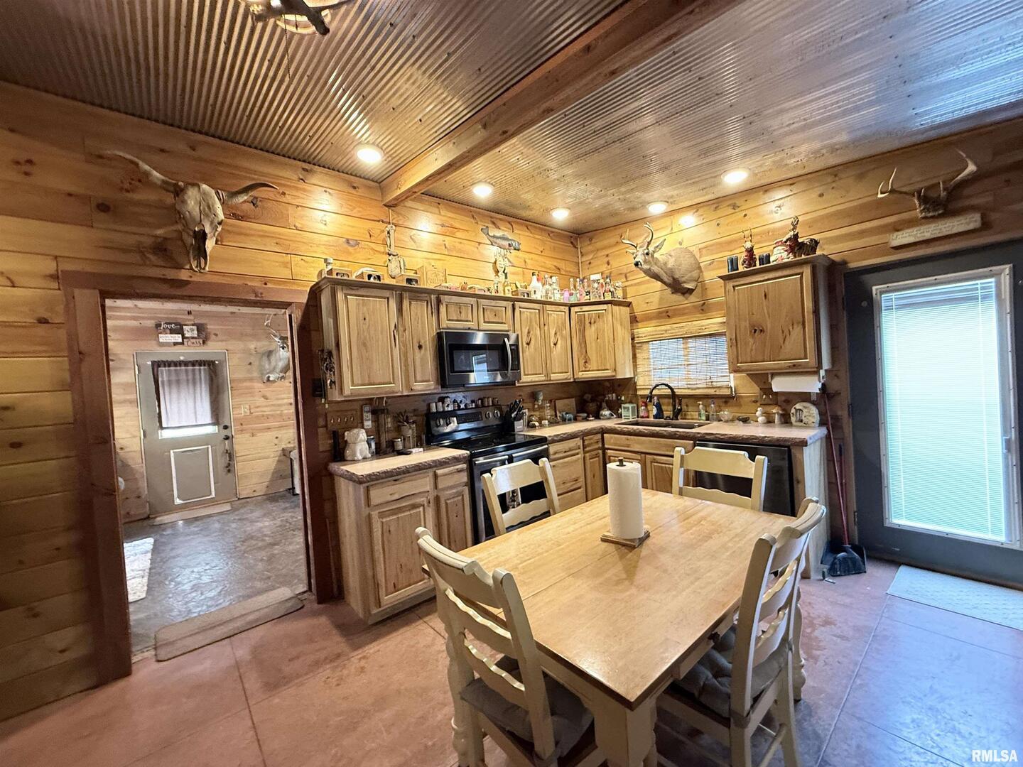 5435 Hickory Ridge Road Property Photo 17