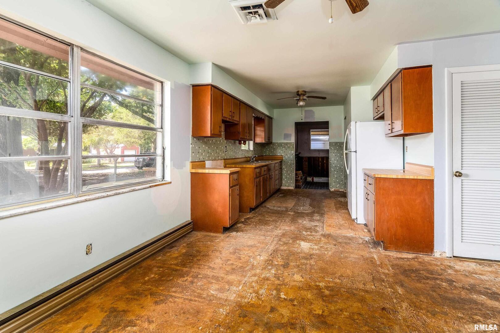 1378 Skelcher Boulevard Property Photo 7