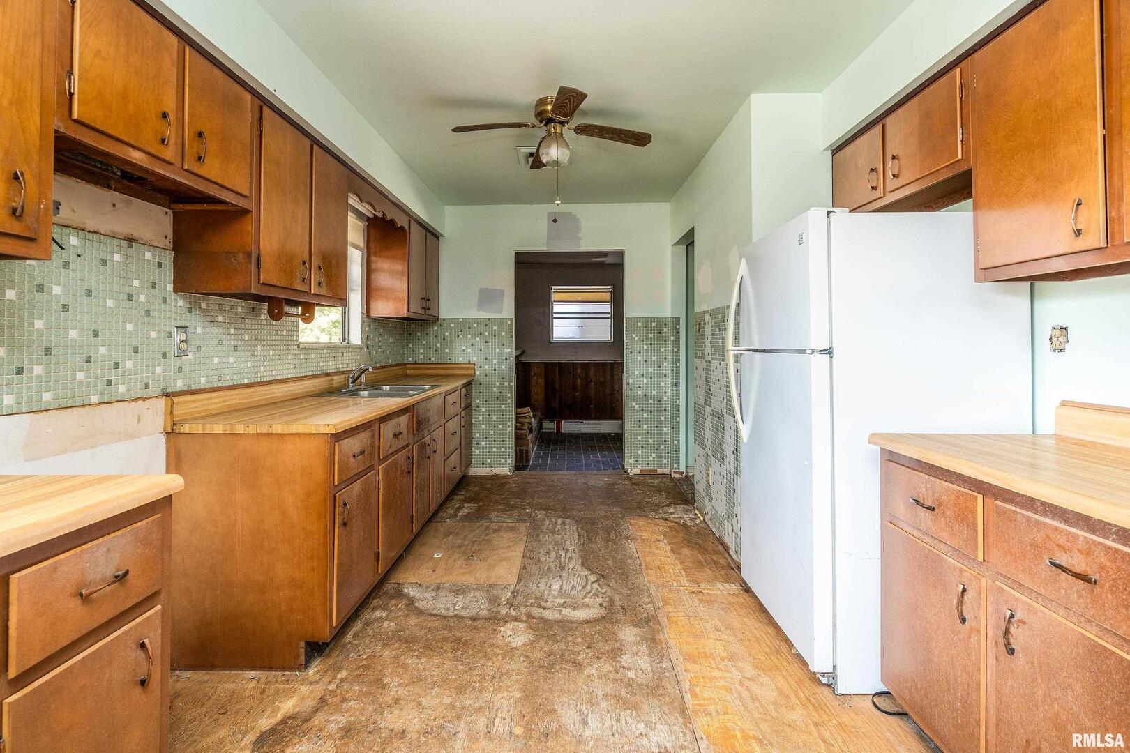 1378 Skelcher Boulevard Property Photo 8
