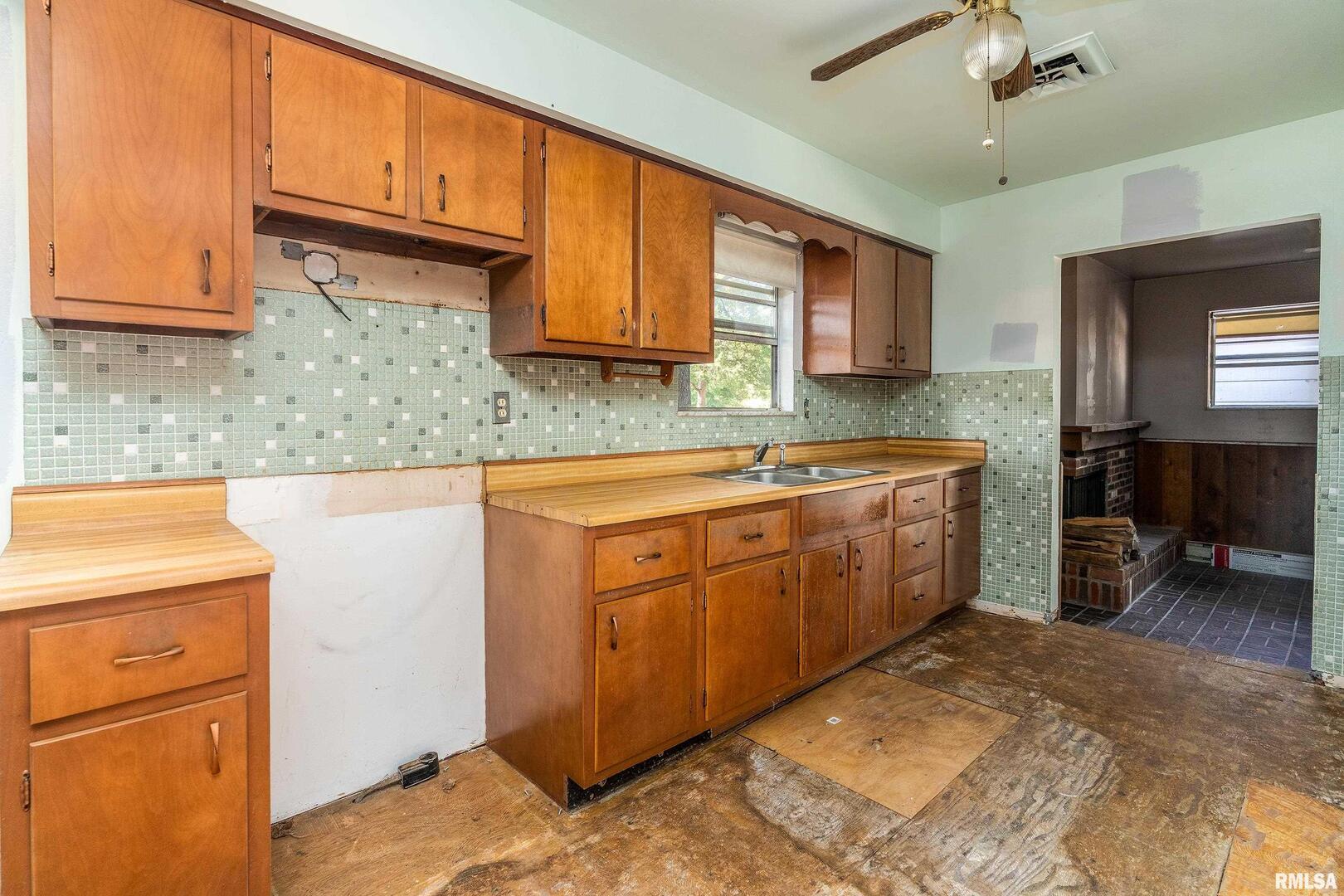 1378 Skelcher Boulevard Property Photo 9