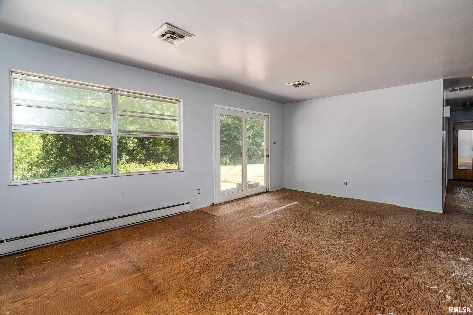 1378 Skelcher Boulevard Property Photo 14