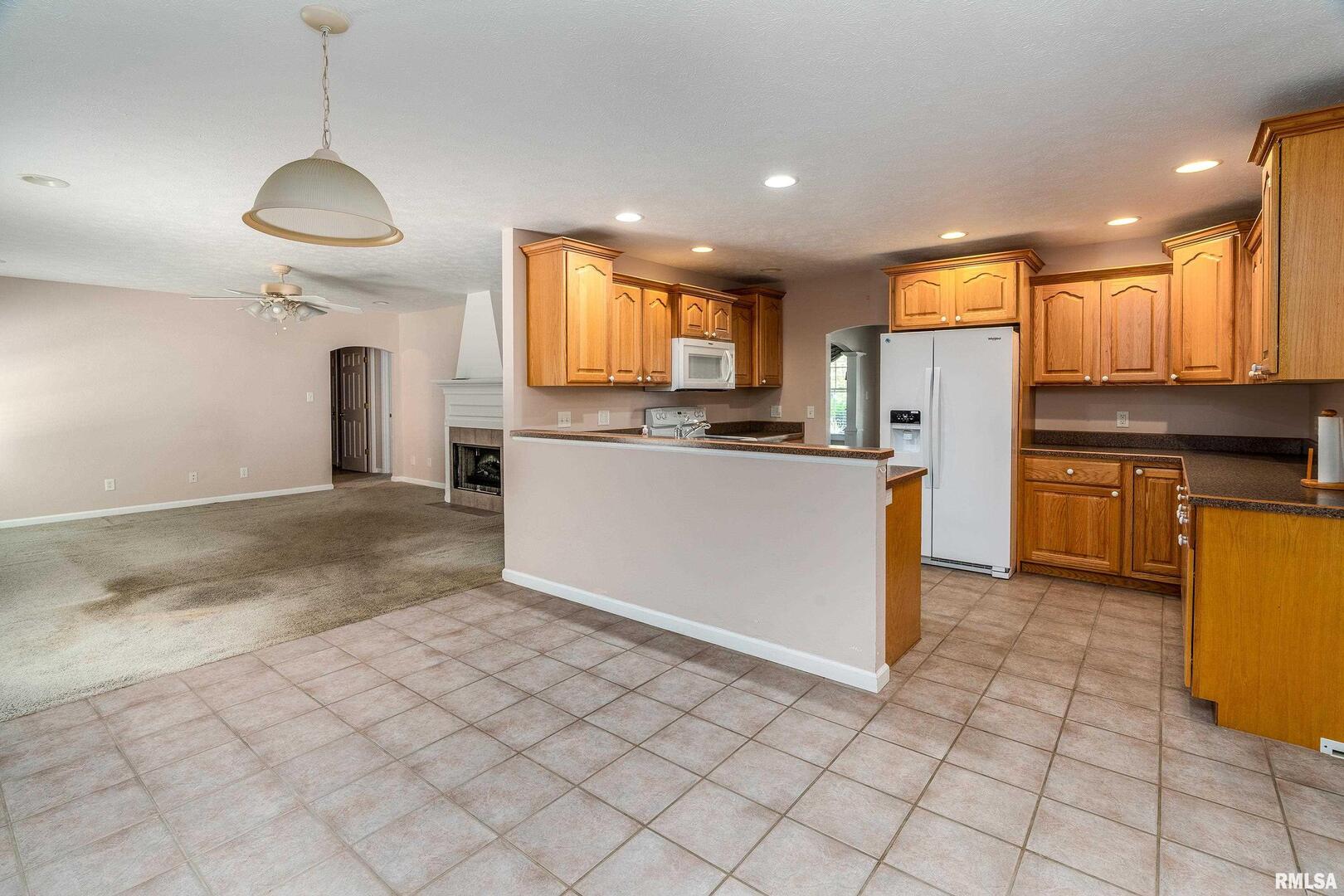 403 Arbor Drive Property Photo 10