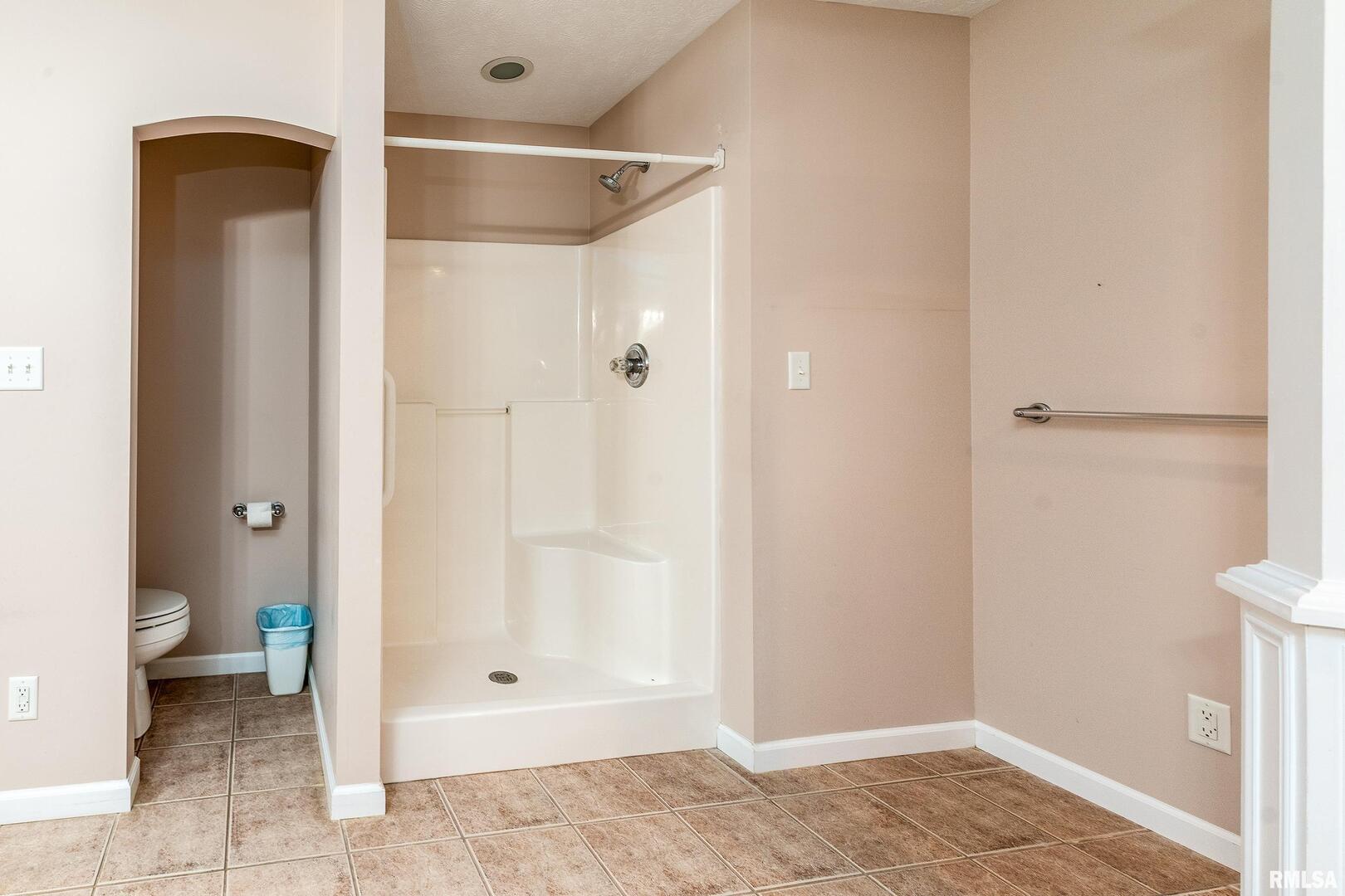403 Arbor Drive Property Photo 22