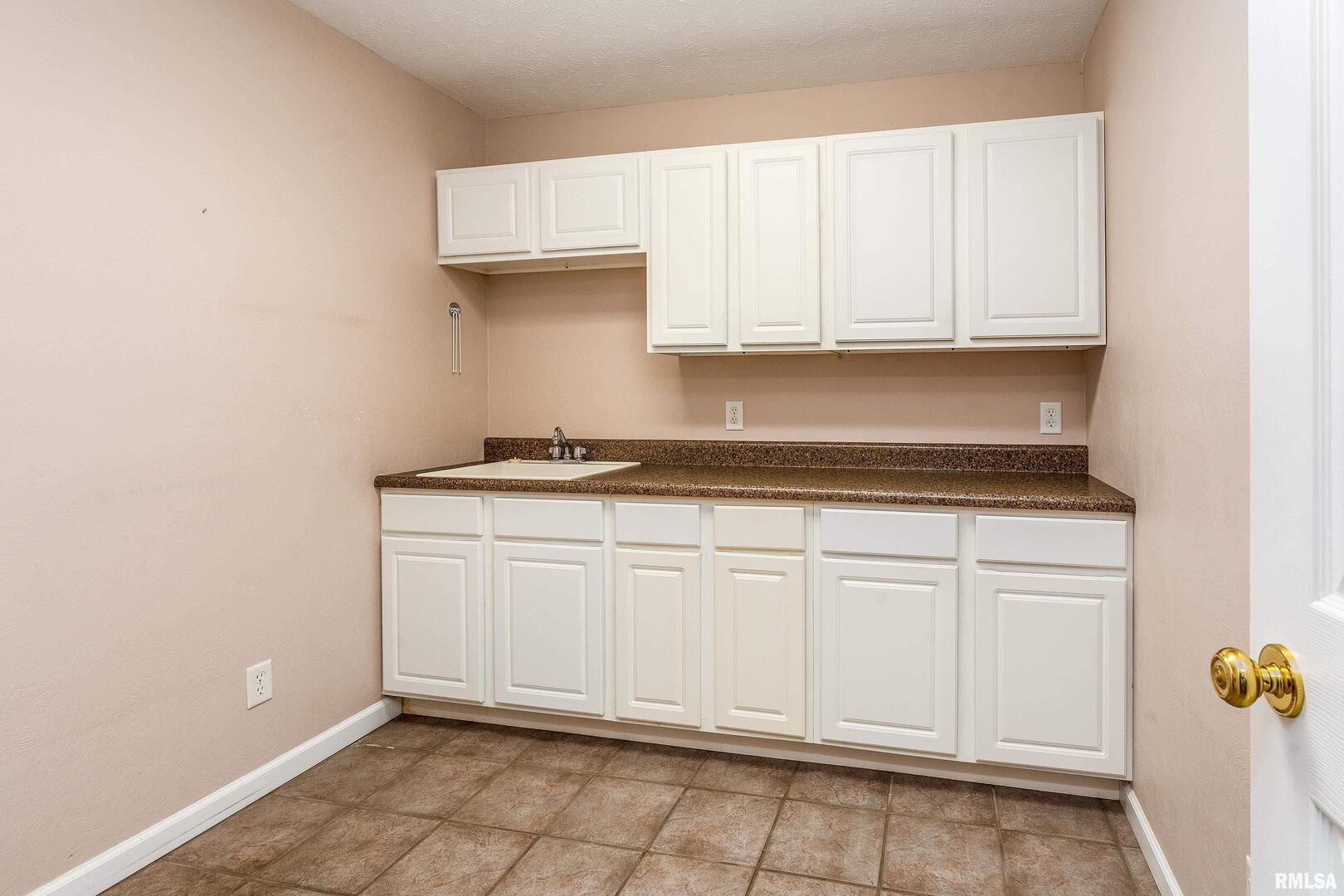 403 Arbor Drive Property Photo 31