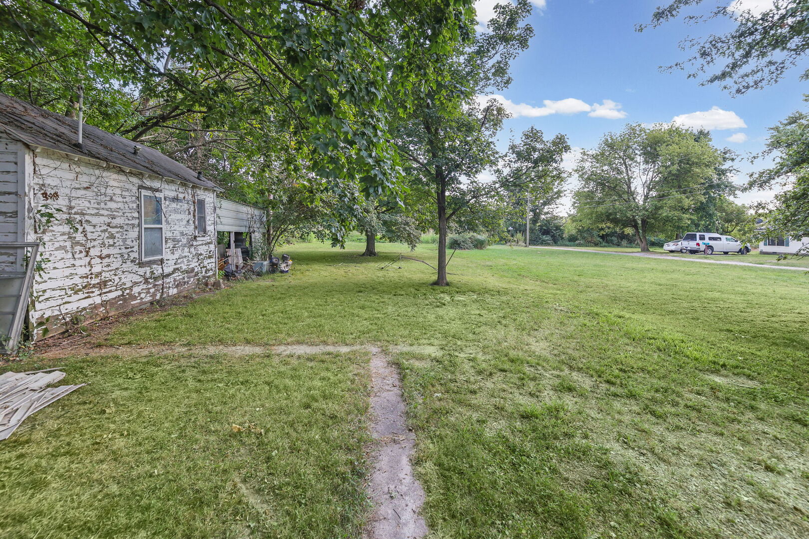 721 W Whittaker Street Property Photo 5